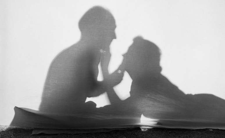 Pesquisas mostram que pessoas que acreditam que o relacionamento se constr&oacute;i com esfor&ccedil;o ainda querem algo especial, mas sabem que haver&aacute; dificuldades