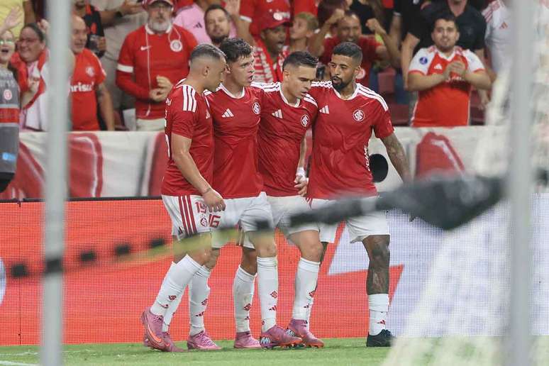 Internacional foi derrotado pelo Palmeiras pelo Brasileir&atilde;o &ndash;