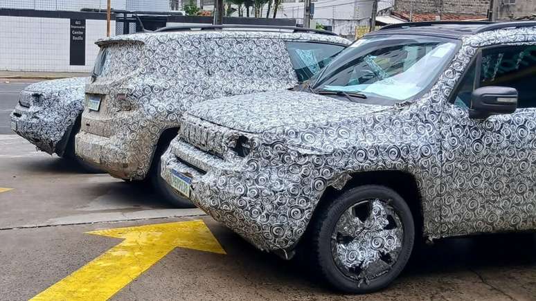Novo Jeep Renegade 2027 em testes em Pernambuco