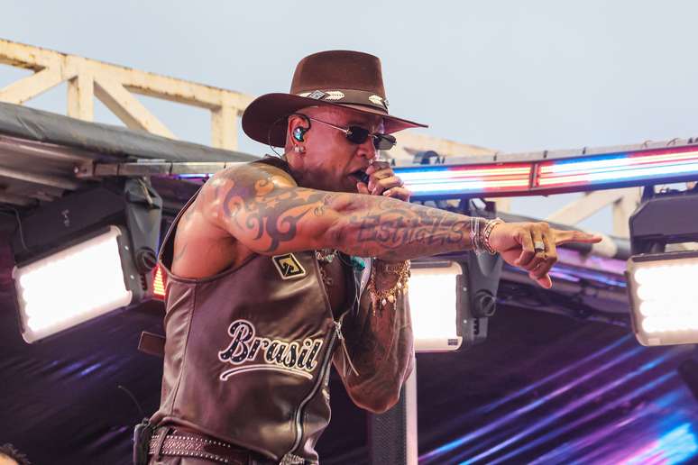 L&eacute;o Santana durante o terceiro dia de carnaval em Salvador