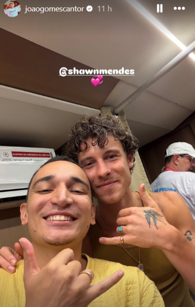 Jo&atilde;o Gomes tieta Shawn Mendes em camarim de Ivete Sangalo
