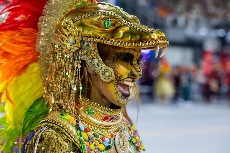 Mocidade Alegre desfila no Anhembi na madrugada deste domingo, 15, com o enredo 'Malunga L&eacute;a &ndash; Raps&oacute;dia de uma Deusa Negra'