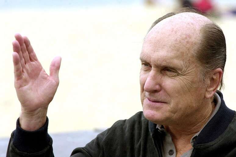 ఆస్కార్-విజేత నటుడు ఫ్రాన్సిస్ ఫోర్డ్ కొప్పోల త్రయంలో టామ్ హెగెన్ పాత్ర పోషించాడు