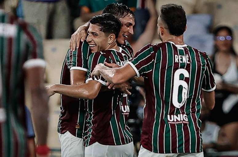 Savarino comemora seu gol na semifinal do Campeonato Carioca &ndash;