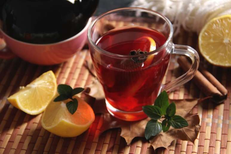 Ch&aacute; de lim&atilde;o-siciliano, hibisco e canela 