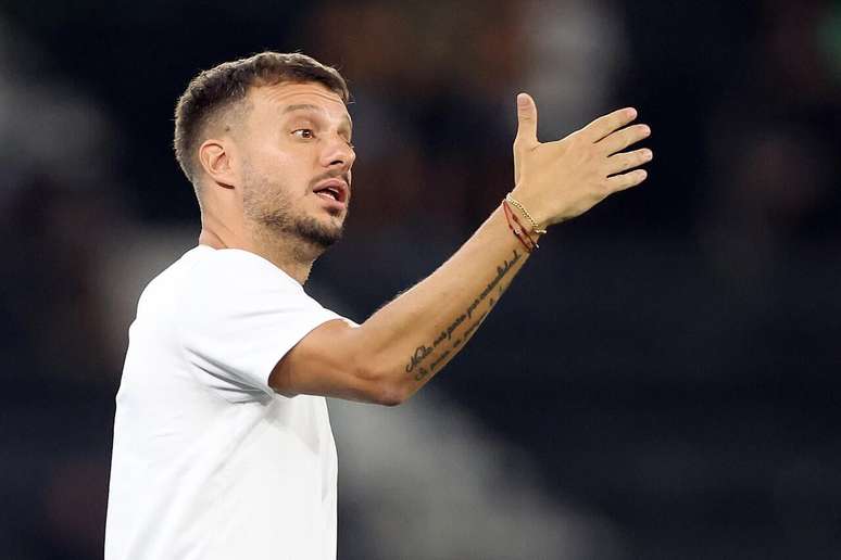 Martin Anselmi j&aacute; ter&aacute; Eden&iacute;lson &agrave; sua disposi&ccedil;&atilde;o &ndash;