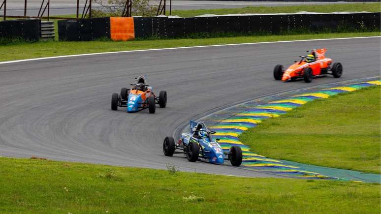 ఫార్ములా వీ ఈ శుక్రవారం తిరిగి వస్తుంది