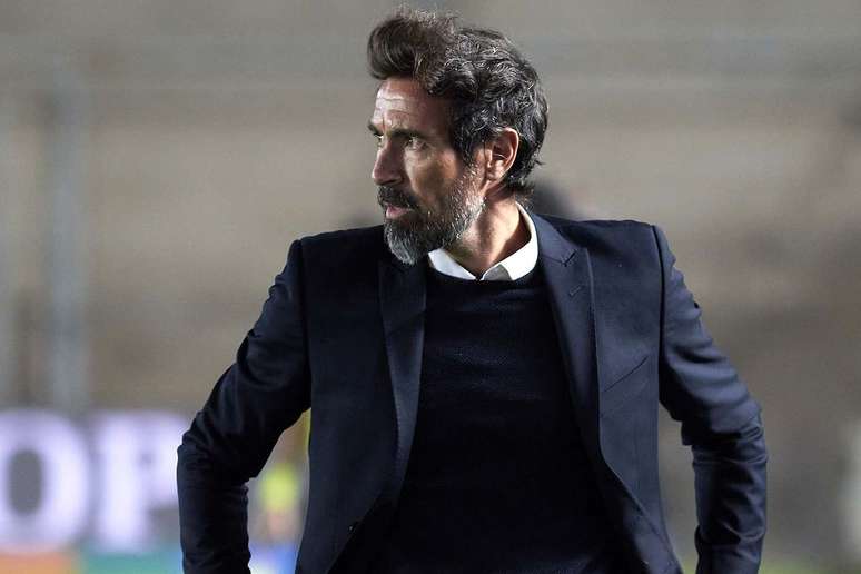 Eduardo Dom&iacute;&shy;nguez ter&aacute; sua primeira experi&ecirc;ncia como treinador no futebol brasileiro &ndash; Alexis Lloret/Getty Images)