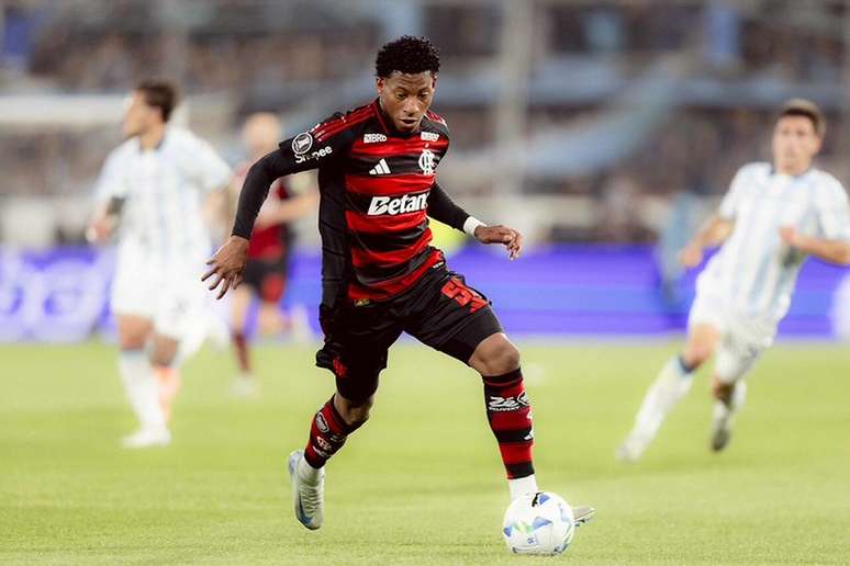 Plata recebeu cart&atilde;o vermelho contra o Racing (ARG), na Argentina &ndash;