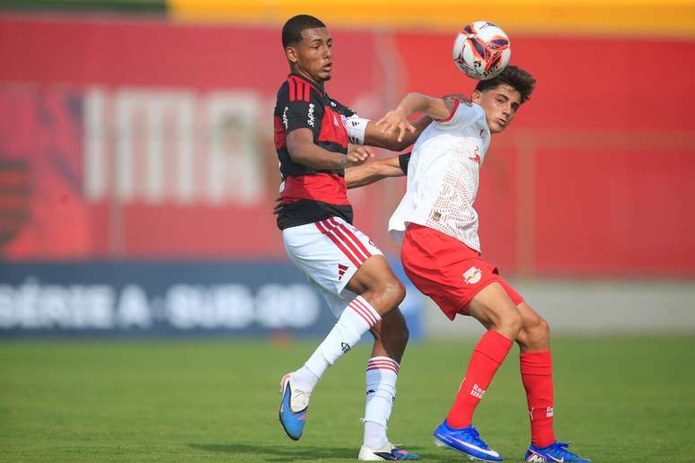 Jogo maluco! Flamengo bate o Bragantino por 6 a 4 em Atibaia &ndash; Foto Fernando Roberto / Red Bull Bragantino.