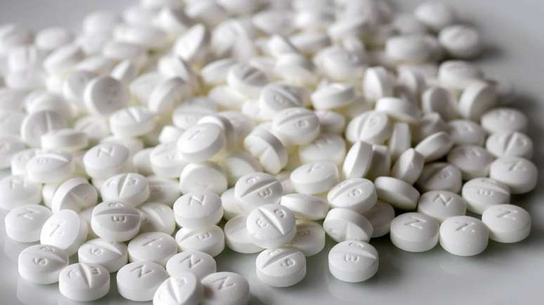At&eacute; 2026, a posi&ccedil;&atilde;o predominante entre especialistas &eacute; que a metformina continua sendo um medicamento de primeira linha para diabetes tipo 2, especialmente pela efic&aacute;cia no controle da glicemia, pelo perfil de seguran&ccedil;a conhecido e pelo custo relativamente baixo &ndash; depositphotos.com / skahadigital