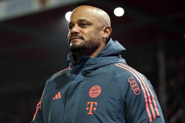 Vincent Kompany durante partida do Bayern de Munique 