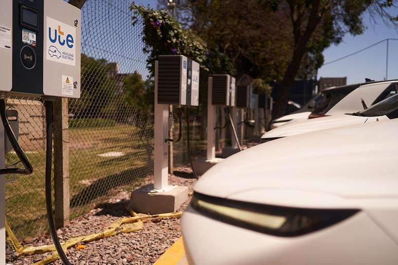 A empresa estatal de eletricidade do Uruguai, UTE, instalou uma rede de esta&ccedil;&otilde;es de carregamento de carros el&eacute;tricos, frente ao aumento da demanda