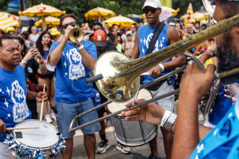 Charanga do Fran&ccedil;a tocou antes do BaianaSystem.
