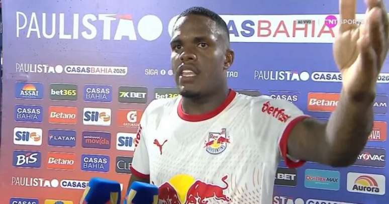 సావో పాలోతో ఓటమి తర్వాత బ్రాగాంటినో ఆటగాడు 'ఈలలు వేయడానికి మీకు స్త్రీ ఉండదు'