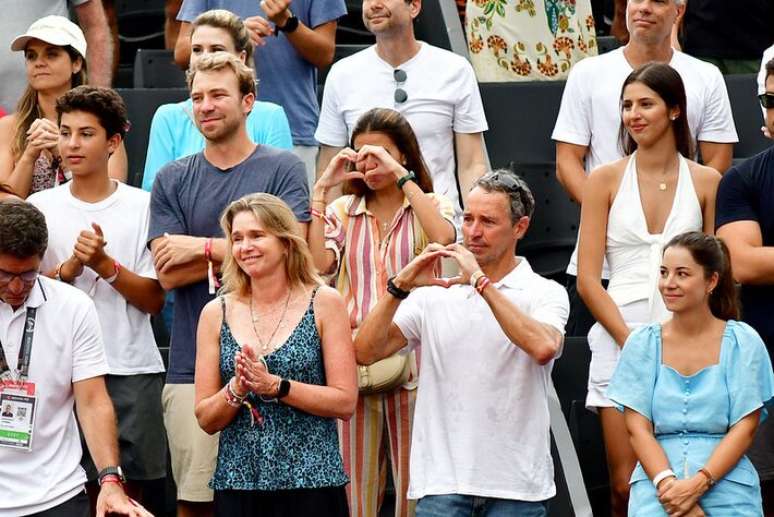 Emo&ccedil;&atilde;o nas arquibancadas do Rio Open durante discurso de Jo&atilde;o Fonseca.