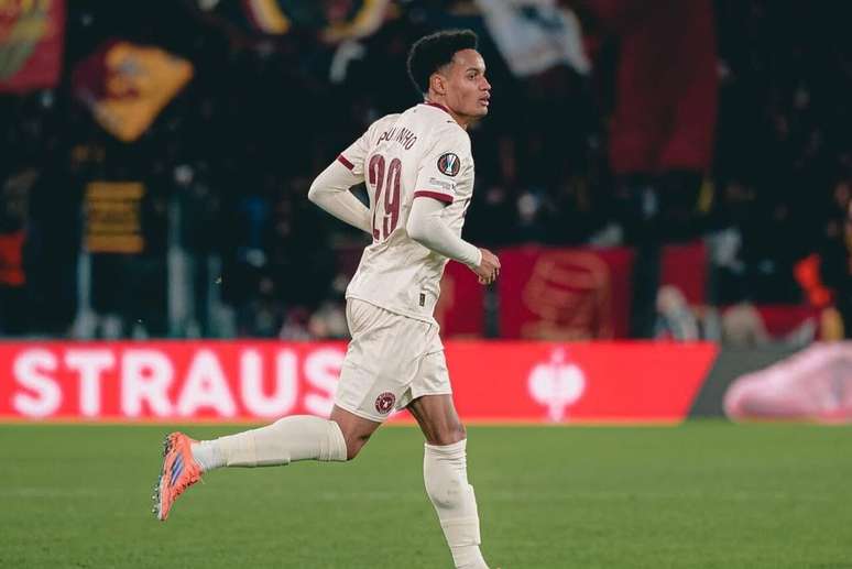 Botafogo visa Paulinho, do Midtjylland (DIN), para a lateral-esquerda &ndash;