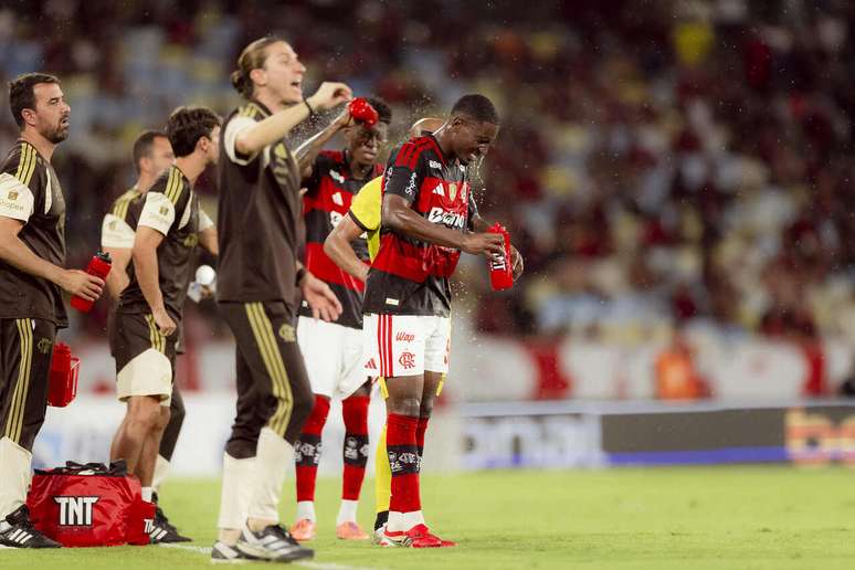 Rubro-Negro garante vantagem na semifinal do Carioca &ndash;