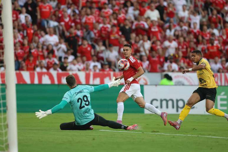 Borr&eacute; foi destaque do Internacional diante do Ypiranga &ndash;