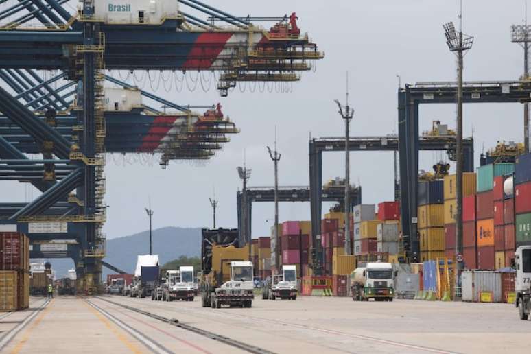 Governo Trump estabeleceu uma série de exceções por considerar necessidades da economia americana