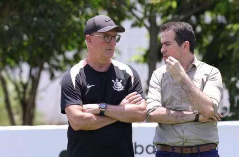 Marcelo Paz ainda trabalha para refor&ccedil;ar elenco de Dorival J&uacute;nior &ndash;