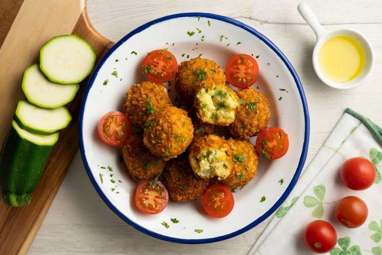 Bolinho crocante de abobrinha 