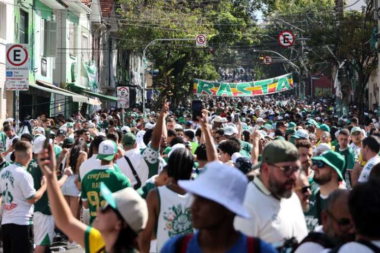 A proposta &eacute; de, inicialmente, permitir apenas 10% do est&aacute;dio para visitantes.