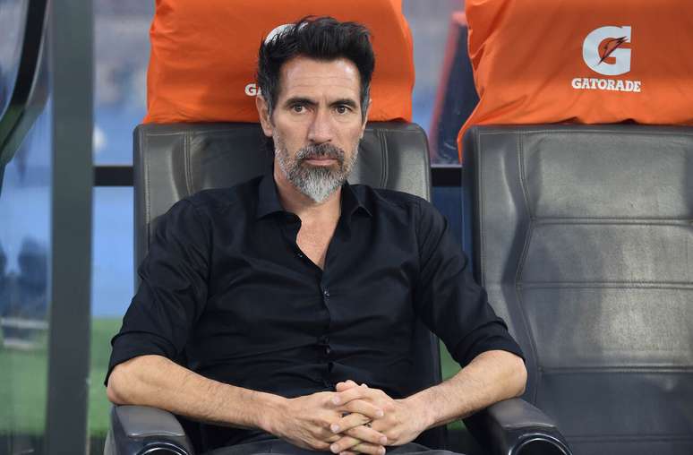 Eduardo Dom&iacute;nguez assumiu no lugar de Jorge Sampaoli &ndash;