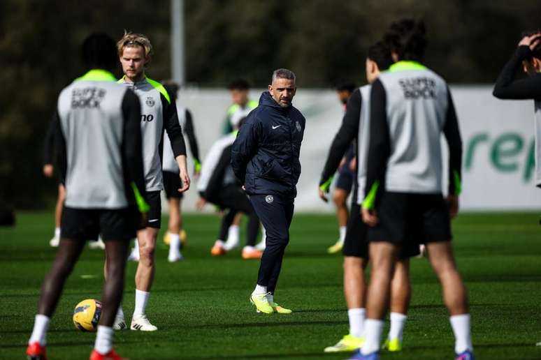 Sporting n&atilde;o perde h&aacute; nove jogos &ndash;