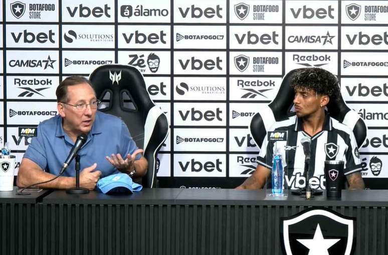 Textor tamb&eacute;m destaca que o Botafogo est&aacute; com elenco forte &ndash;