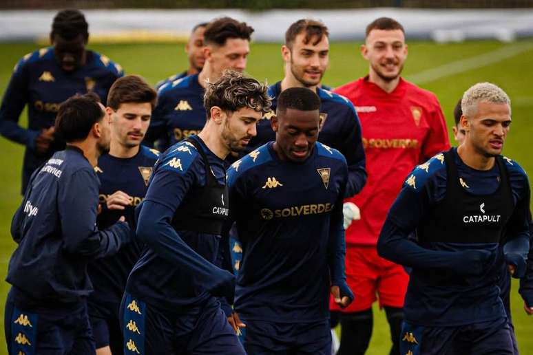 Canarinhos querem surpreender na capital &ndash;