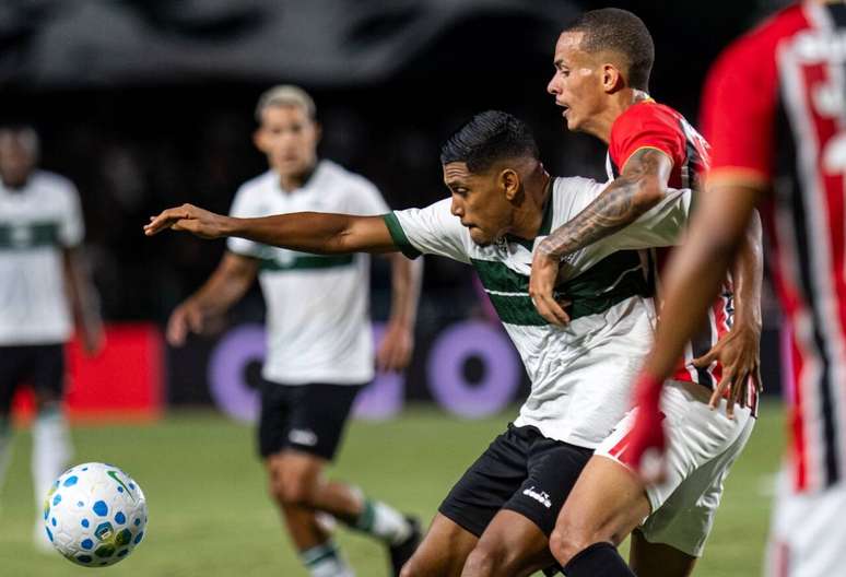 Times fizeram um jogo duro e o gol s&oacute; saiu no segundo tempo &ndash;