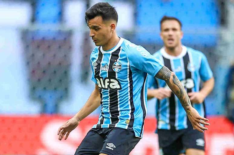 Cristaldo em campo pelo Gr&ecirc;mio &ndash; FOTO: LUCAS UEBEL/GREMIO FBPA