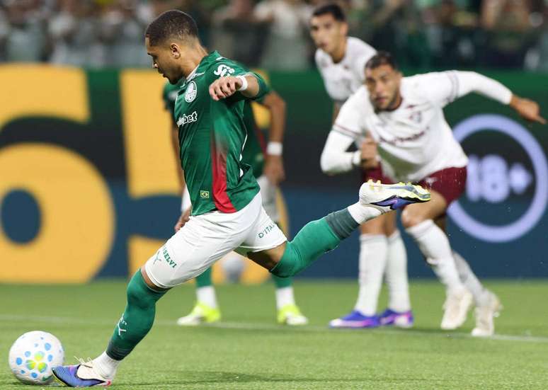 Palmeiras de Abel Ferreira venceu o Fluminense e segue na lideran&ccedil;a do Brasileir&atilde;o &ndash;