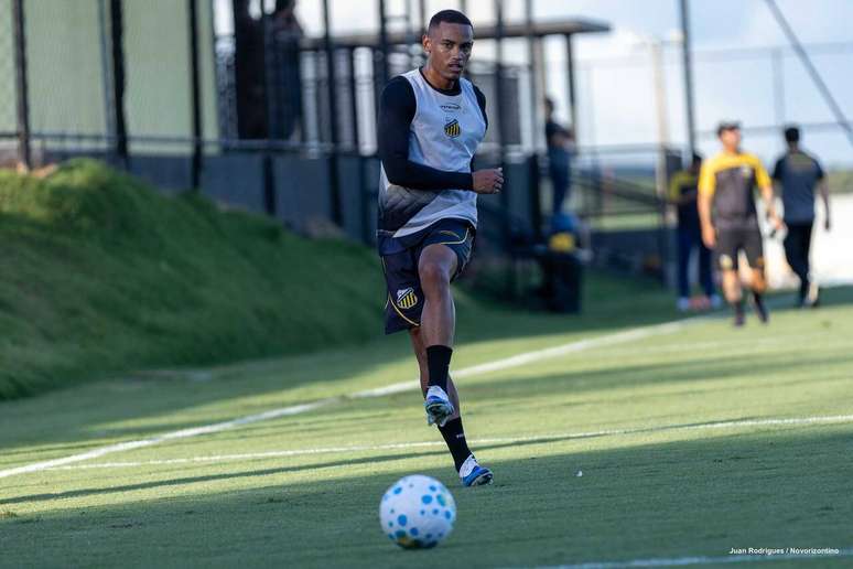 Dantas em treino pelo Novorizontino &ndash;