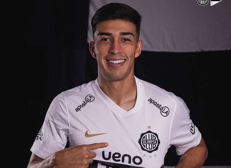 Sem espa&ccedil;o no Fluminense, Lezcano priorizou o retorno ao futebol paraguaio &ndash;