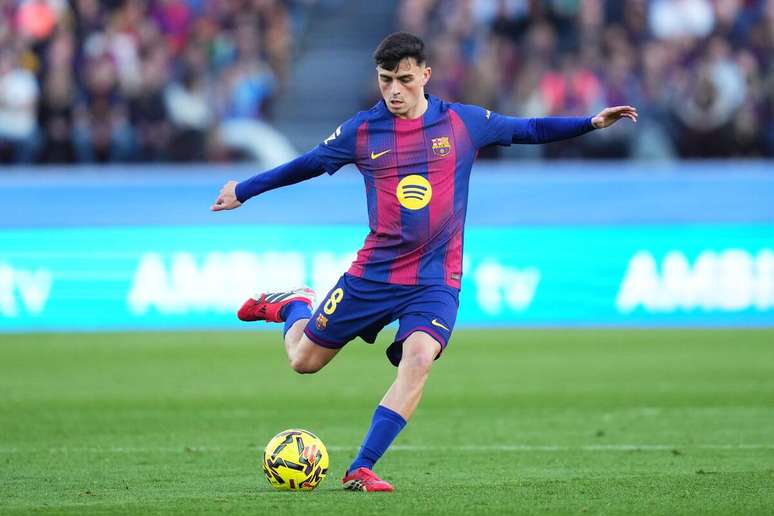 పెడ్రి (బార్సిలోనా) 23.02.2026న లెవాంటేతో జరిగిన ఆటలో. 