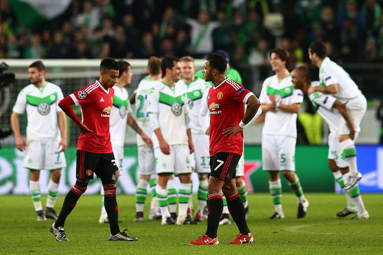 Lingard e Memphis em partida do Manchester United