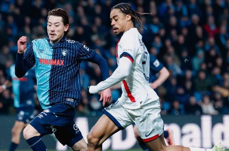 PSG venceu o Le Havre com gol de Barcola (de branco) &ndash;