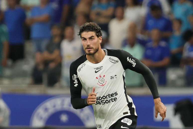 Pedro Raul (Corinthians) durante jogo contra o Cruzeiro, no dia 25.02.2026. 