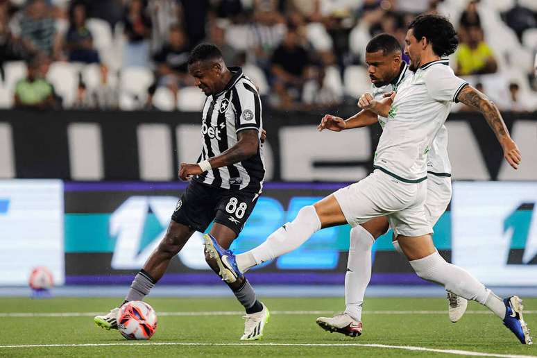 Botafogo empatou sem gols com o Boavista no Nilton Santos &ndash;