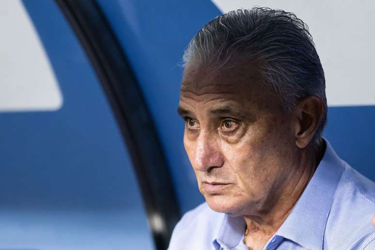 Tite, mesmo com a torcida no seu p&eacute;, garante o Cruzeiro na final do Mineiro.