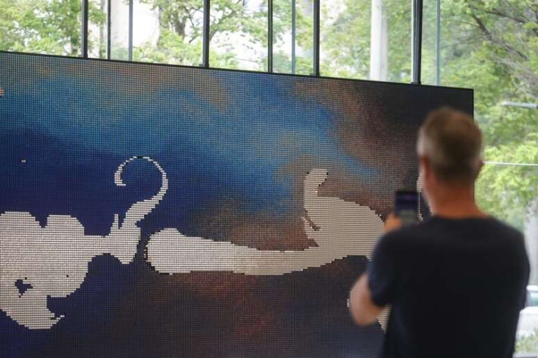 Nova arte do Shopping Morumbi fala sobre a import&acirc;ncia das pessoas nos espa&ccedil;os