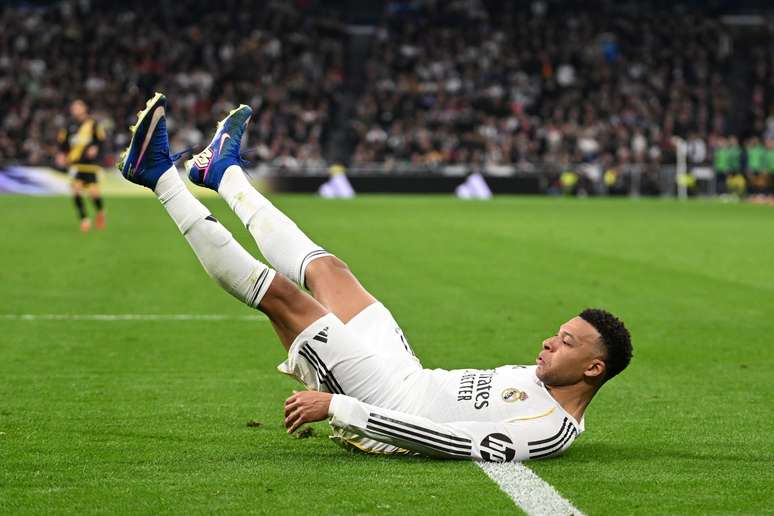Mbapp&eacute; durante partida do Real Madrid 