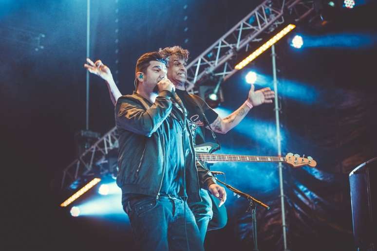 Deftones, &iacute;cone do metal alternativo, retorna ao Brasil com repert&oacute;rio que atravessa d&eacute;cadas 