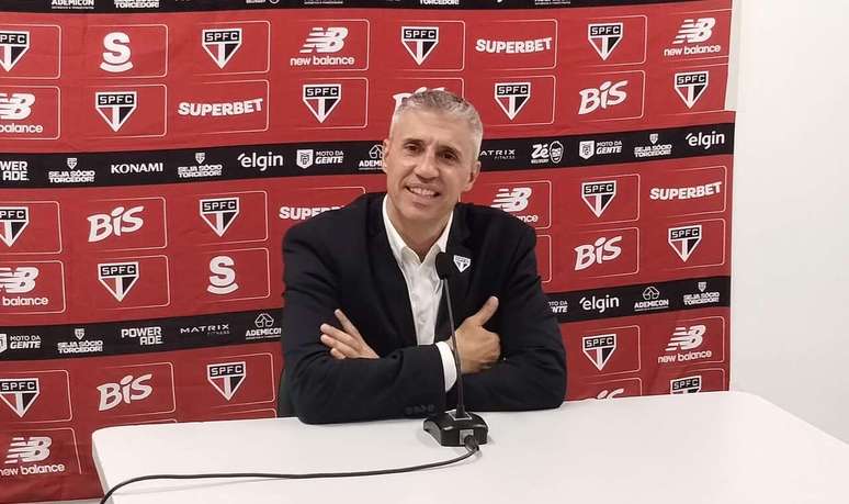 M&uuml;ller criticou a escala&ccedil;&atilde;o de Crespo no S&atilde;o Paulo &ndash;