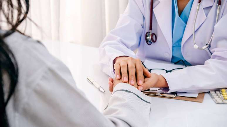 Na pr&aacute;tica cl&iacute;nica, o reconhecimento das gl&acirc;ndulas de Skene vem ganhando espa&ccedil;o em consultas de ginecologia e urologia &ndash; depositphotos.com / psphotography