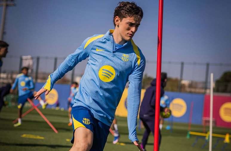 Jogadores do Barcelona durnate treinamento da equipe &ndash;