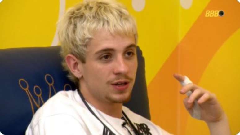 Juliano recebe resposta atravessada de Samira no BBB 26