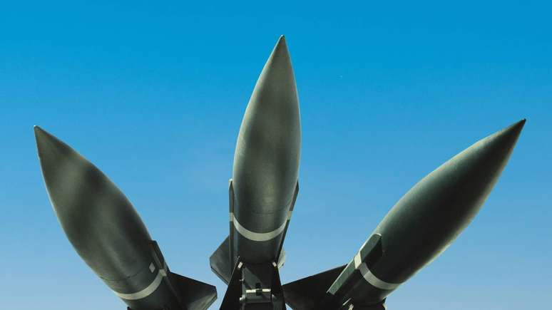 Especialistas avaliam que o programa de m&iacute;sseis do Ir&atilde; &eacute; estruturado principalmente para dissuas&atilde;o regional, enquanto um eventual ataque direto aos EUA envolveria desafios t&eacute;cnicos e estrat&eacute;gicos muito mais complexos &ndash; depositphotos.com / alonesdj